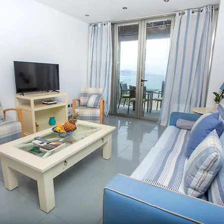 Great Balcony Over Blue Sea By Canariasgetaway Casa de Férias *